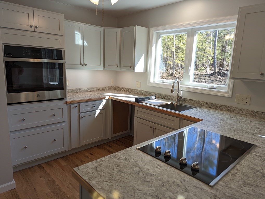 23 Bissell Road Williamsburg, MA 01096 - Photo 4 of 10 Gallery Image 4