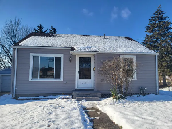 $120,000 | 2302 Maplewood Avenue, Lansing, MI 48910