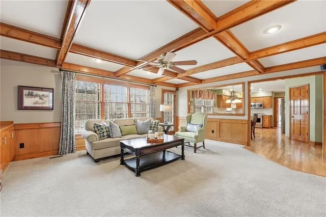 $460,000 | 3825 Northwest 75 Street, Kansas City, MO 64151