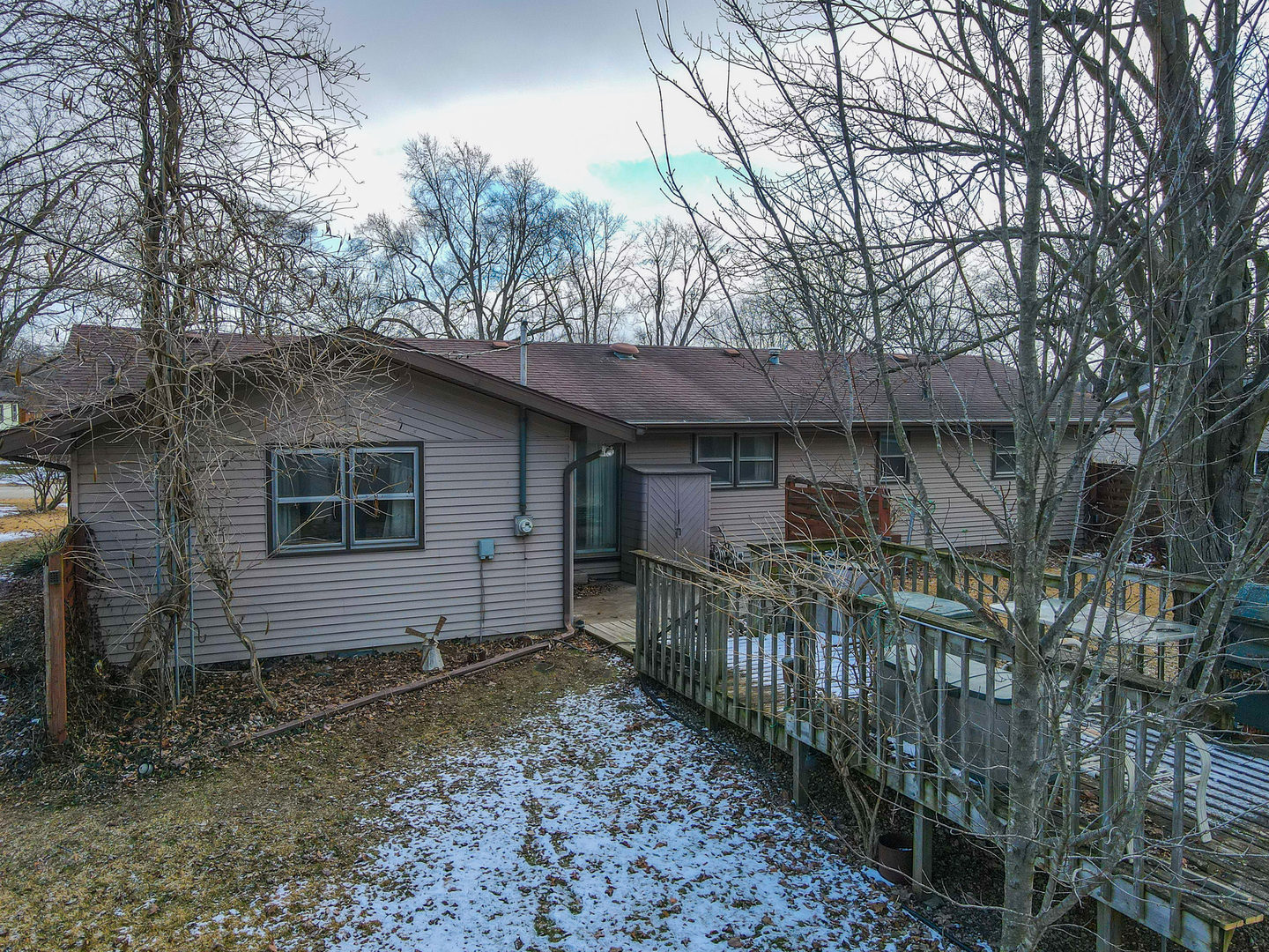 164 North 5620W Road Kankakee, IL 60901 - Photo 34 of 37 a view of house with a yard and wooden fence