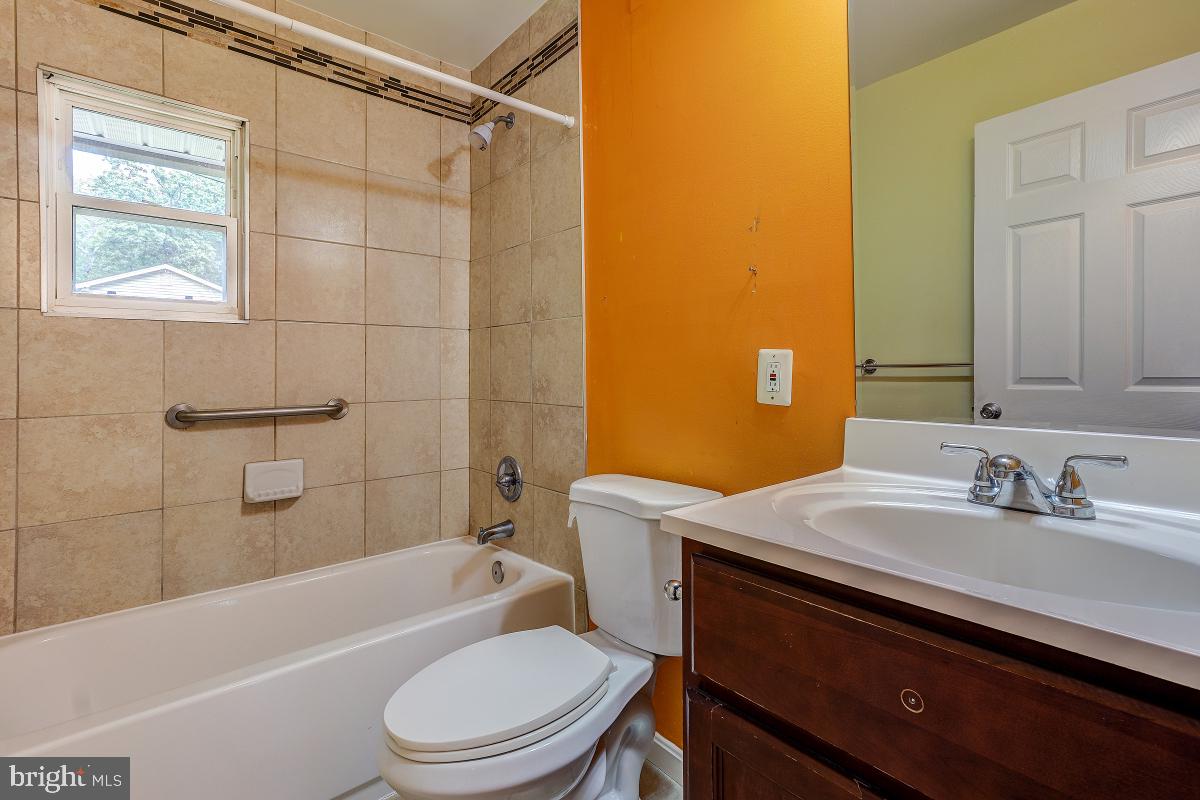 10513 Pinewood Court Adelphi, MD 20783 - Photo 28 of 34