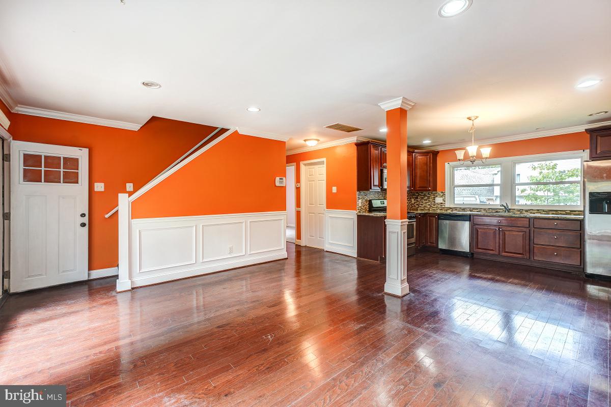 10513 Pinewood Court Adelphi, MD 20783 - Photo 7 of 34