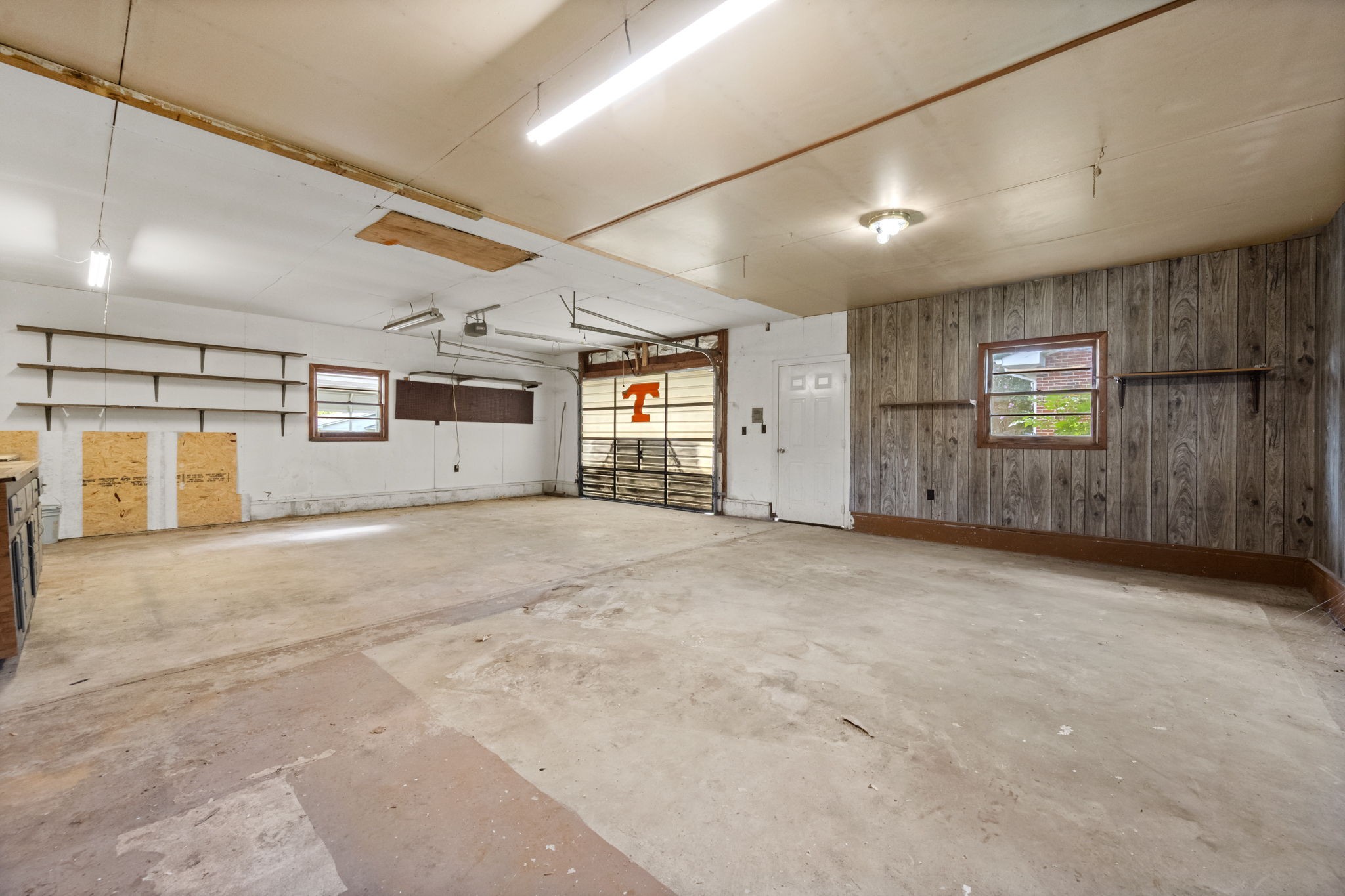 210 Rigney Drive Manchester, TN 37355 - Photo 30 of 39 a view of an empty room
