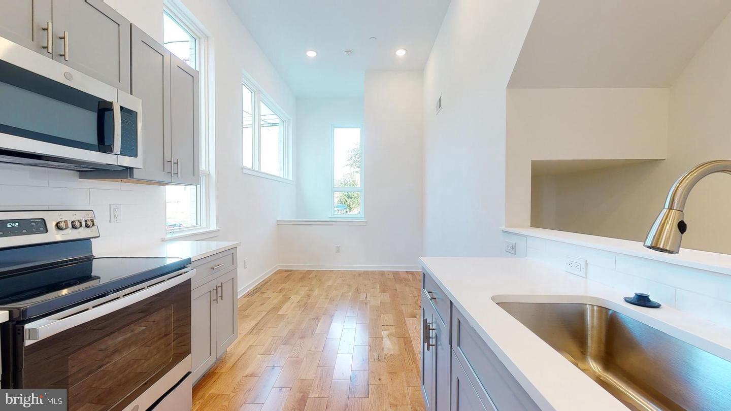 2722 Master Street Philadelphia, PA 19121 - Photo 16 of 23 Gallery Image 16