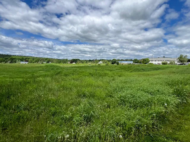 $149,900 | 36 Map Drive, Fairfield, ME 04937