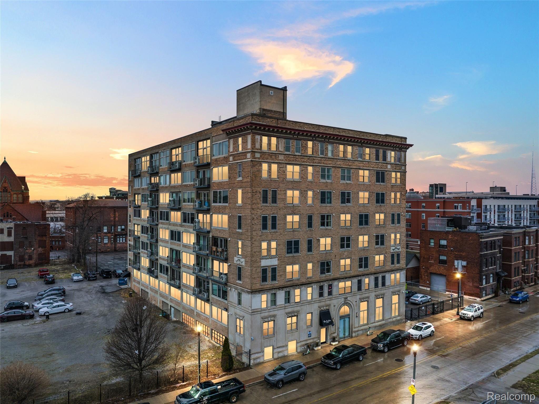 2915 John R Street, Unit 510 Detroit, MI 48201 - Photo 1 of 28 2915 John R 510-1.jpg