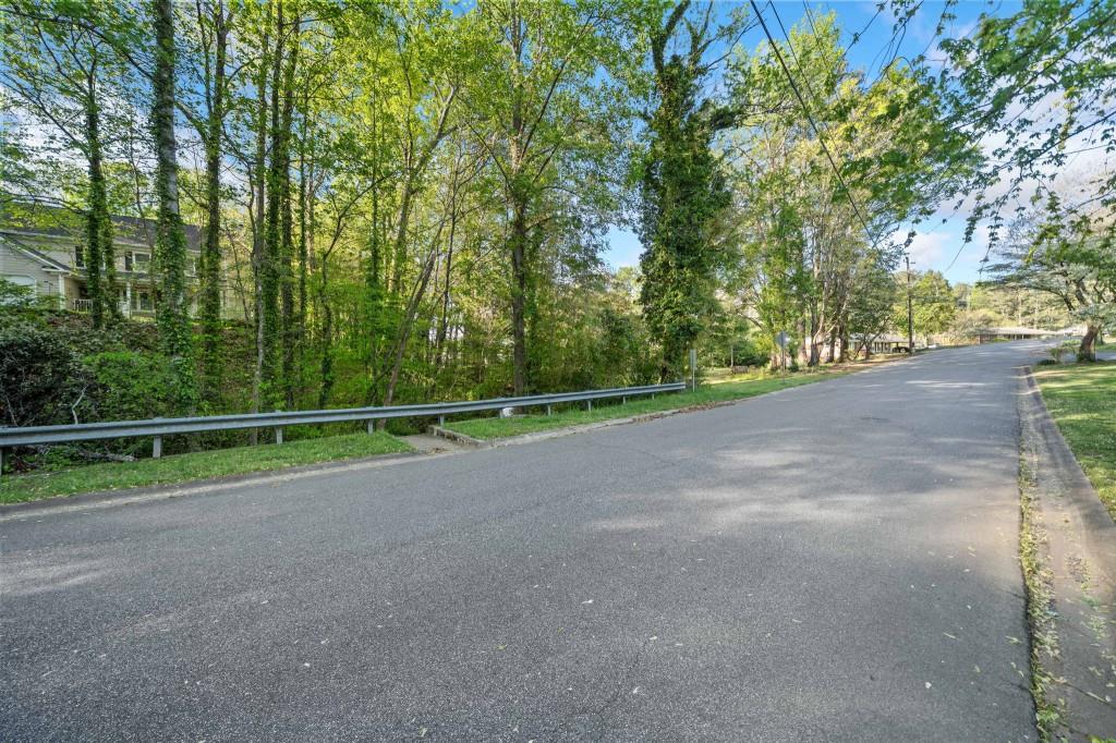 335 Alpine Drive Roswell, GA 30075 - Photo 10 of 15