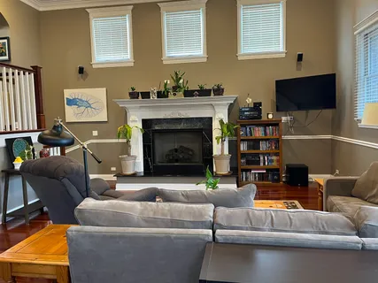 $1,050,000 | 4910 West Catalpa Avenue, Chicago, IL 60630