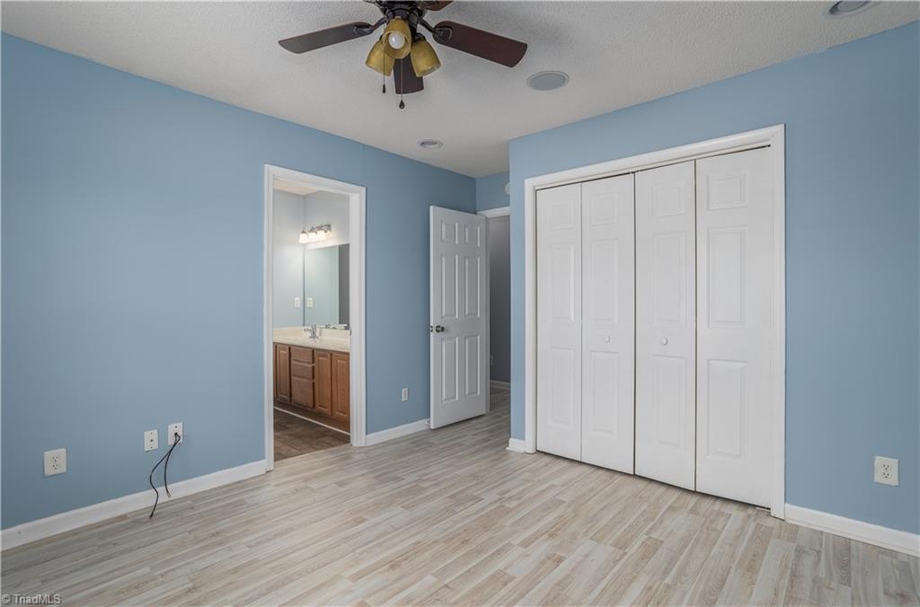 432 Shadybrook Road High Point, NC 27265 - Photo 16 of 20