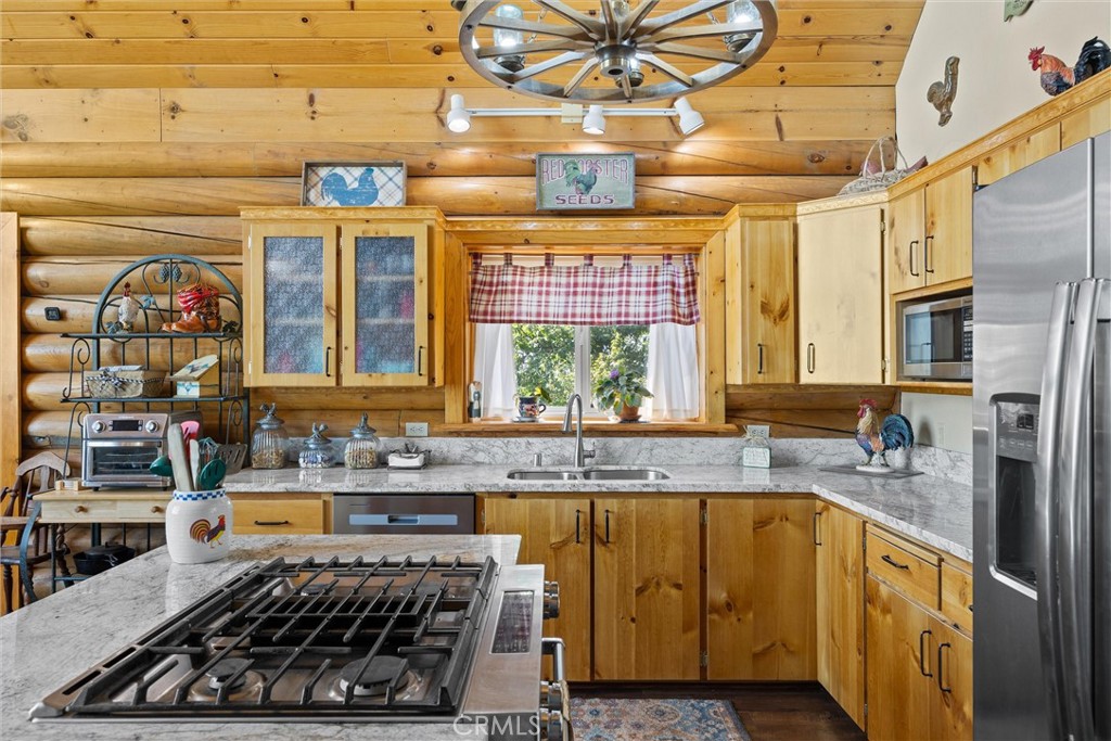 4592 Wendlis Road Forest Ranch, CA 95942 - Photo 16 of 62 Kitchen