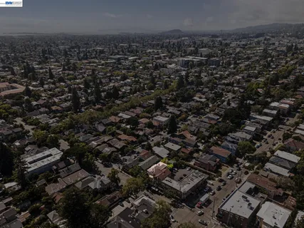 $1,595,000 | 2607 Alcatraz Avenue, Oakland, CA 94618