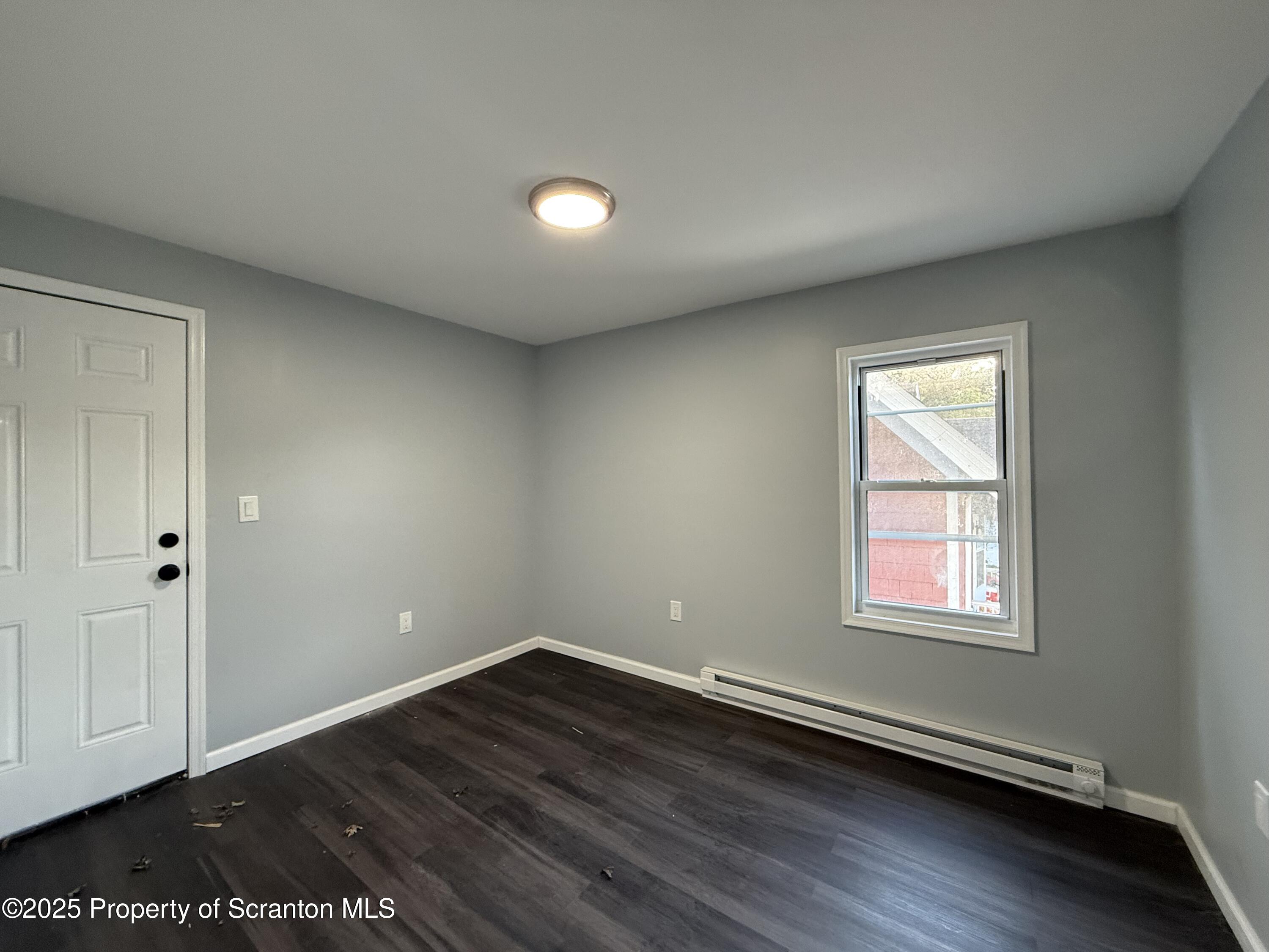 319 East Elm Street Scranton, PA 18505 - Photo 7 of 15 IMG_6805