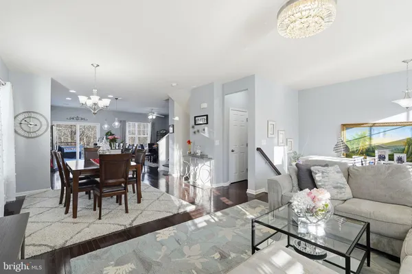 $2,900 | 9052 Isabel Lane, Manassas Park, VA 20111