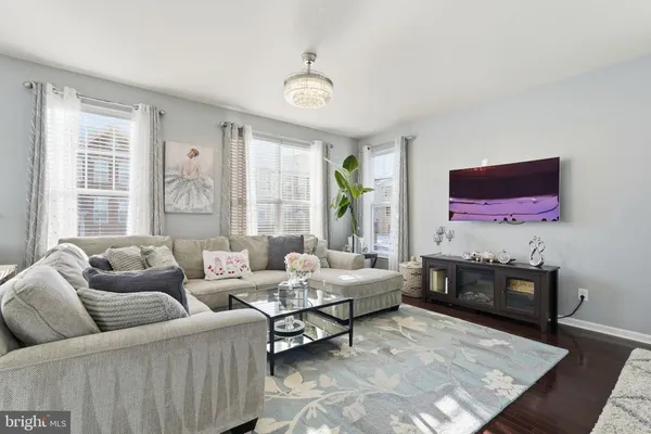 $2,900 | 9052 Isabel Lane, Manassas Park, VA 20111