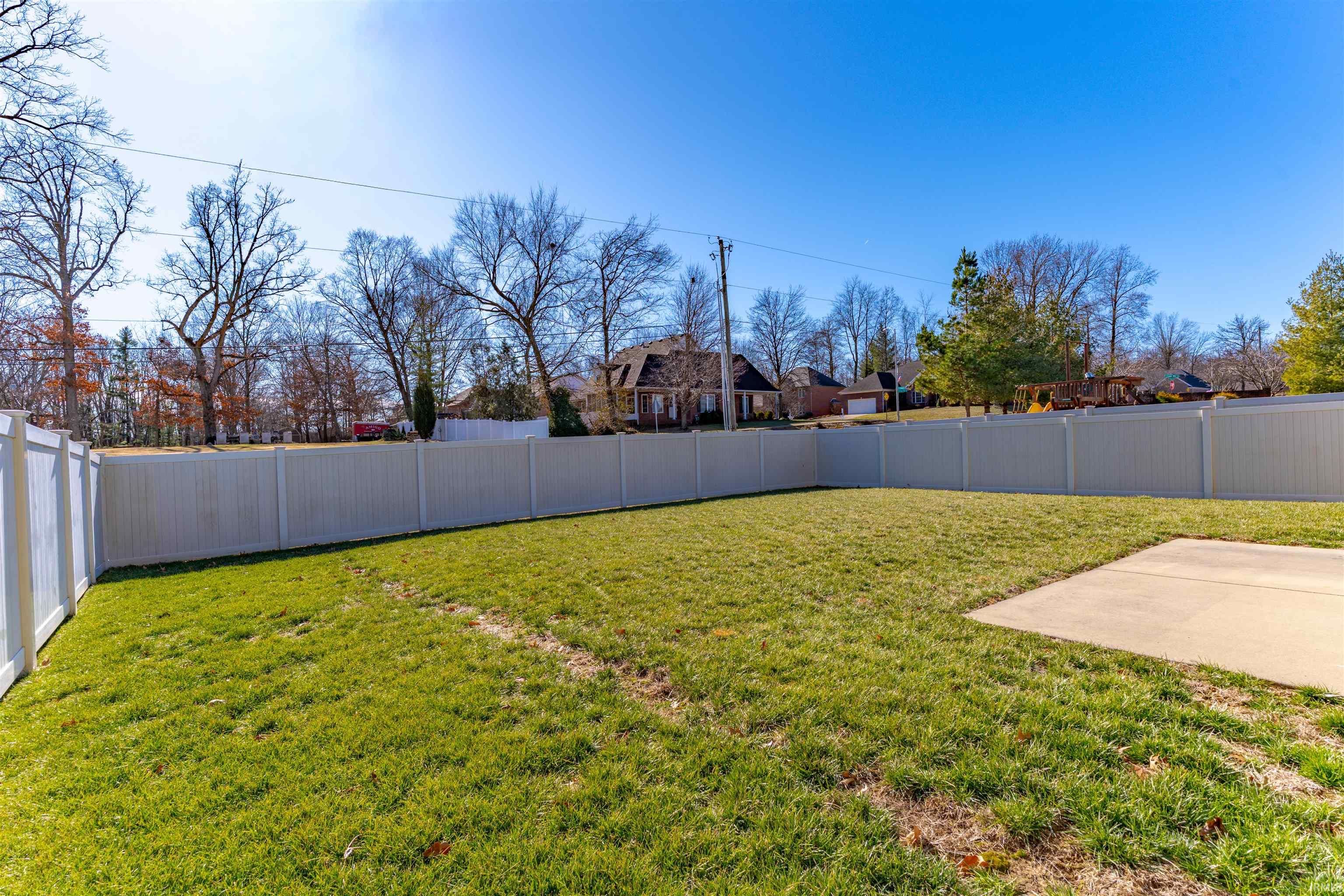 909 Criterion Way Evansville, IN 47711 - Photo 13 of 36