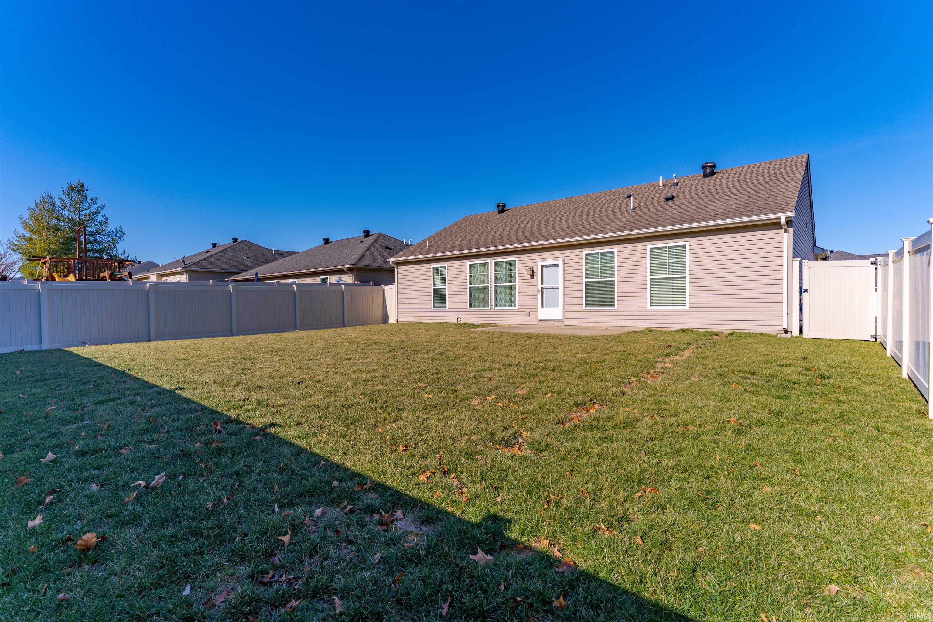 909 Criterion Way Evansville, IN 47711 - Photo 14 of 36