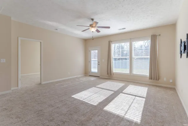 $274,500 | 909 Criterion Way, Evansville, IN 47711