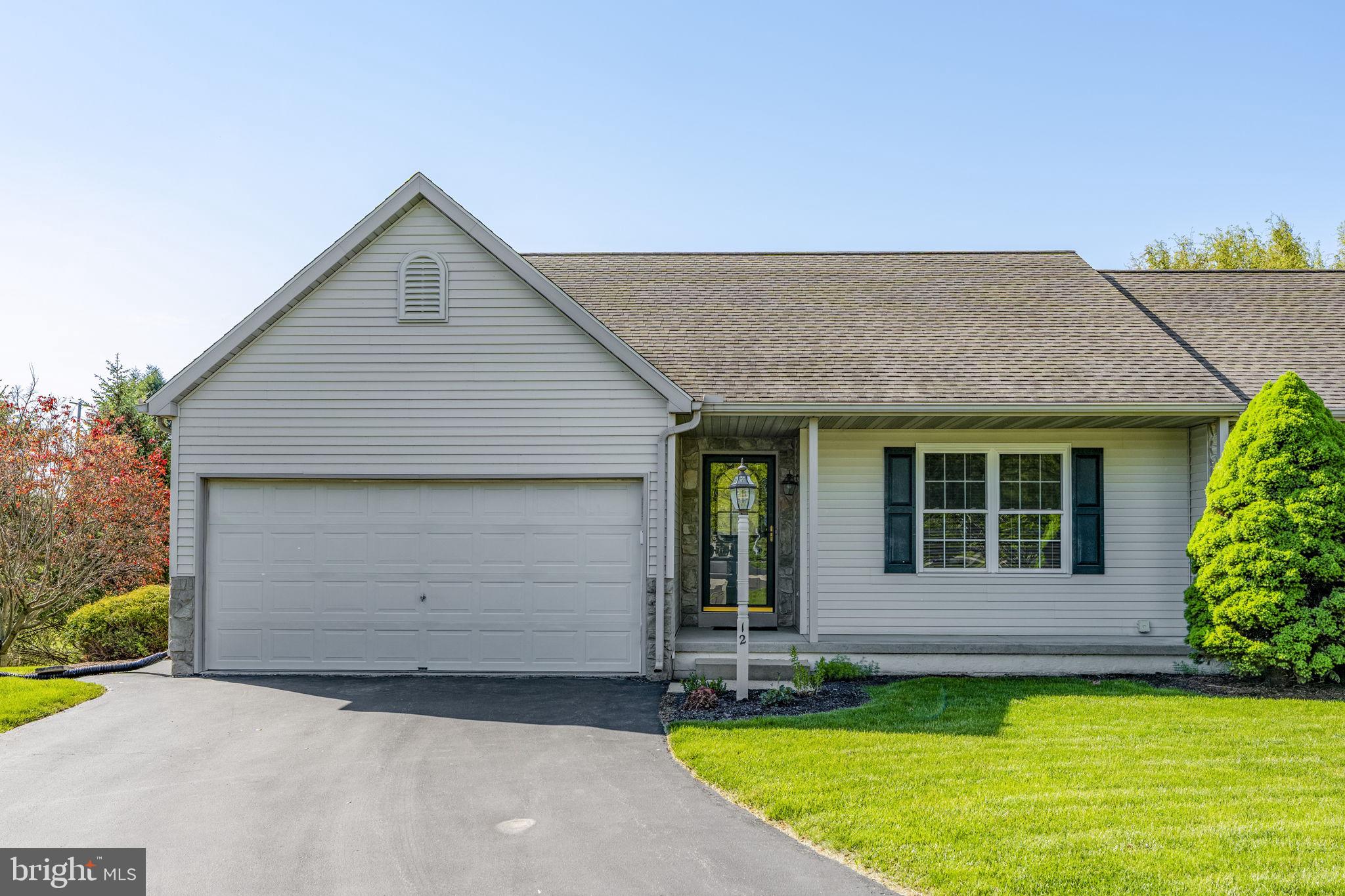12 Pebble Creek Drive Lititz, PA 17543 - Photo 2 of 38