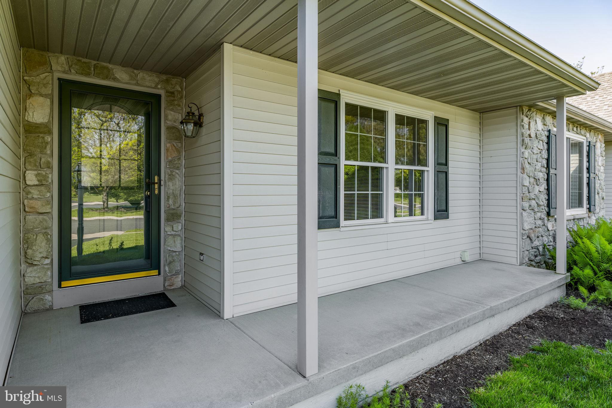 12 Pebble Creek Drive Lititz, PA 17543 - Photo 3 of 38