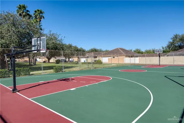 a view of a tennis court