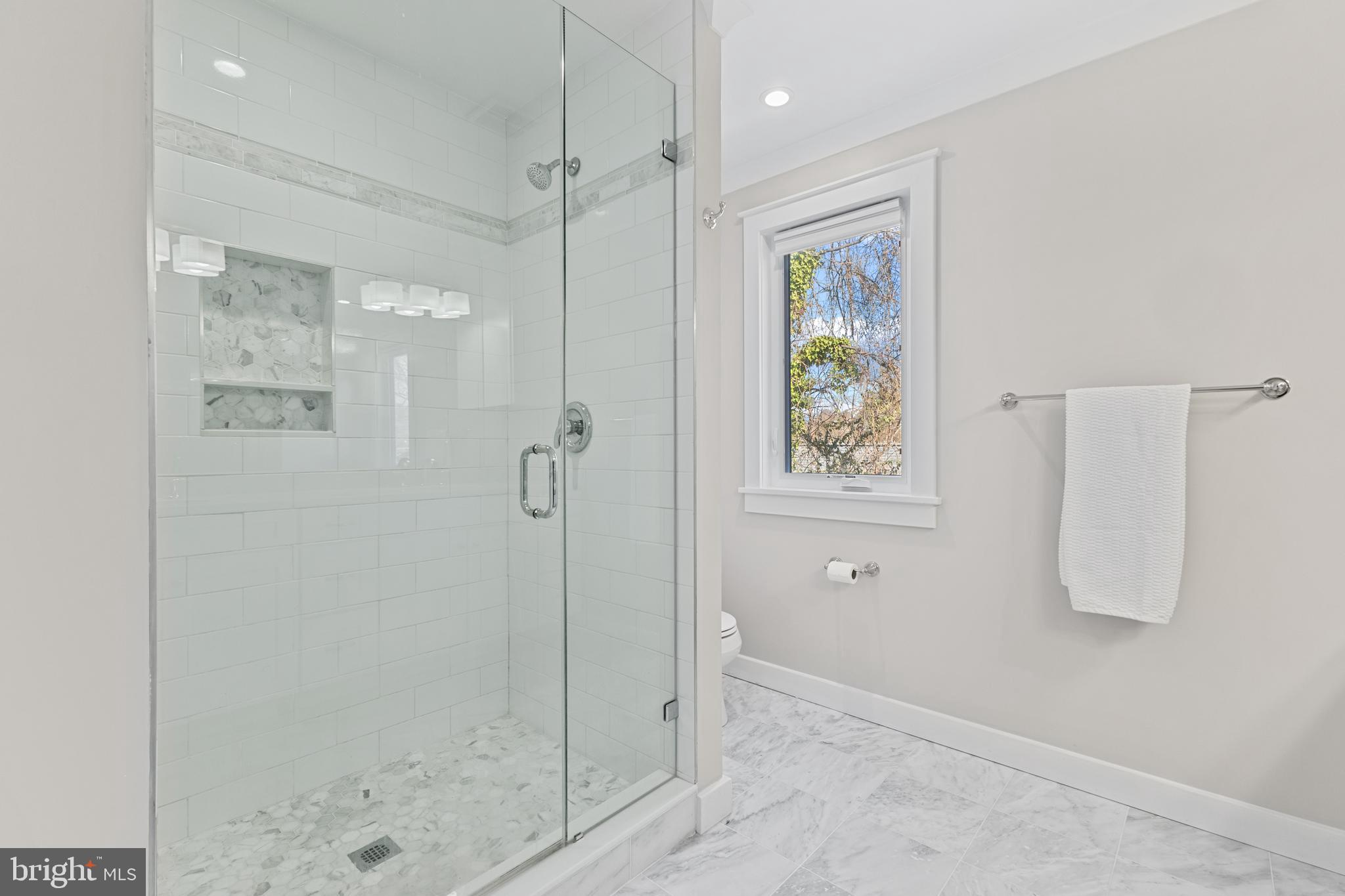 1802 Jamestown Road Alexandria, VA 22308 - Photo 26 of 42