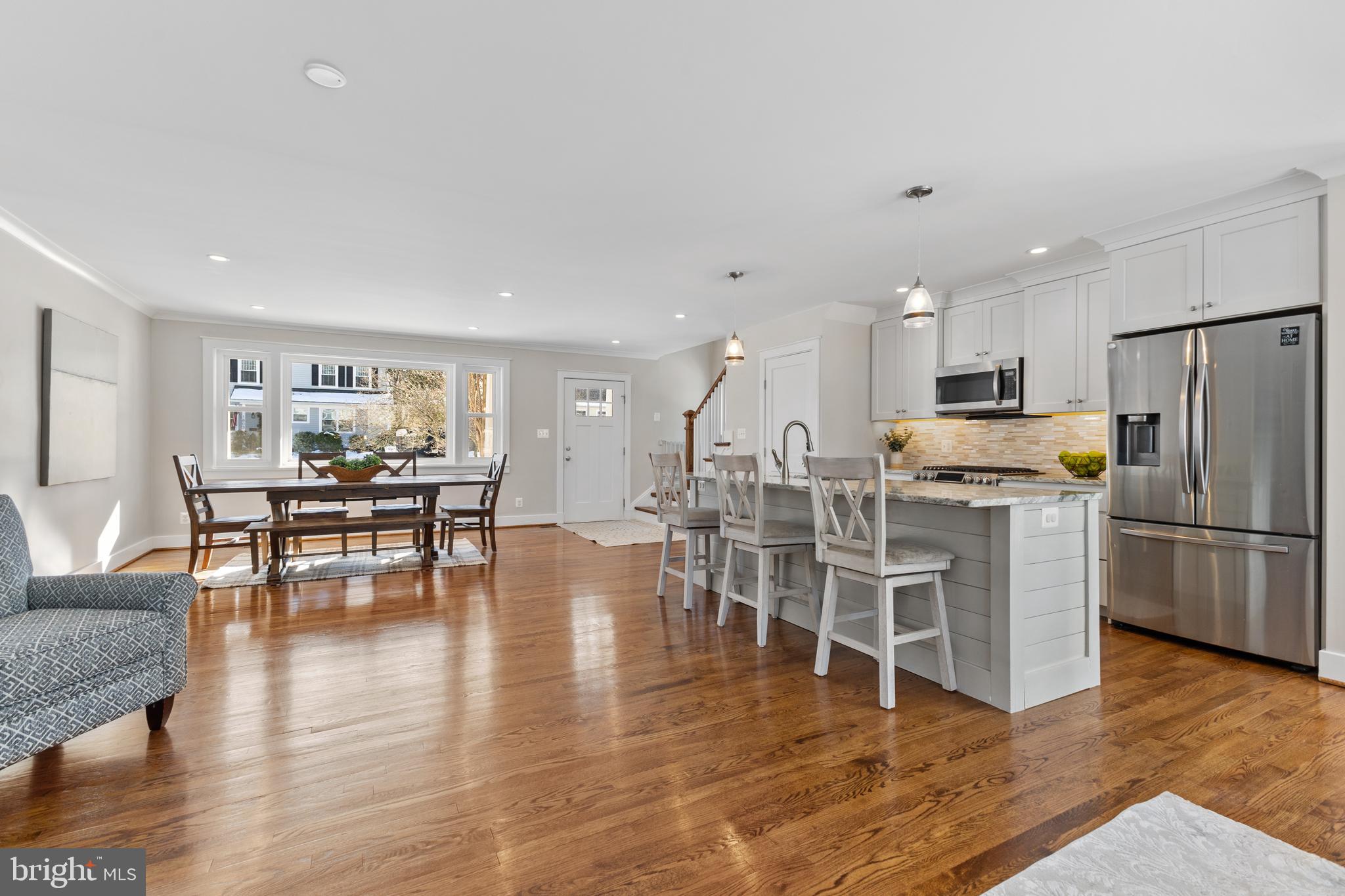 1802 Jamestown Road Alexandria, VA 22308 - Photo 3 of 42