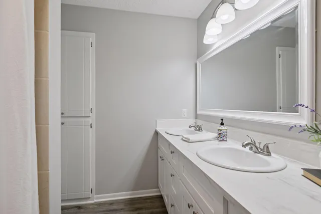 $280,000 | 14067 81st Avenue North, Maple Grove, MN 55311