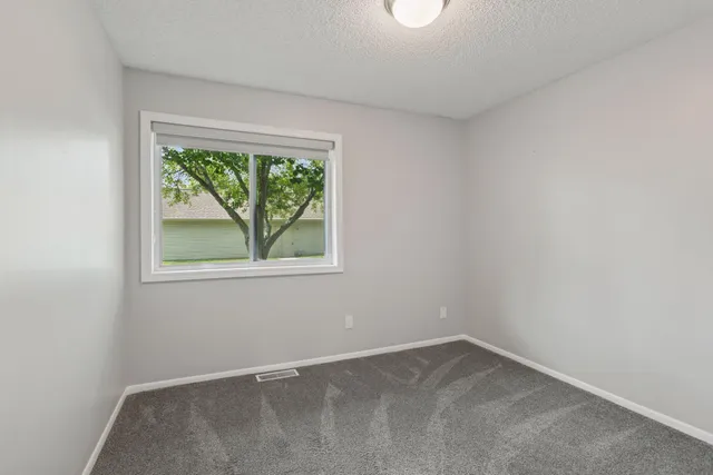 $280,000 | 14067 81st Avenue North, Maple Grove, MN 55311