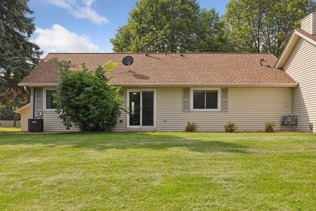 $280,000 | 14067 81st Avenue North, Maple Grove, MN 55311