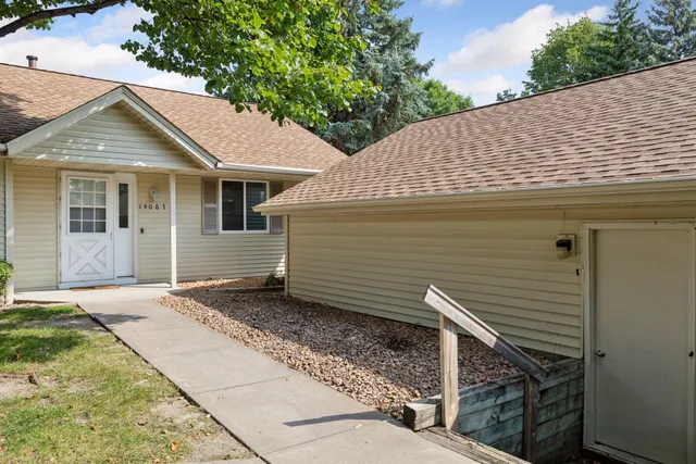 $280,000 | 14067 81st Avenue North, Maple Grove, MN 55311