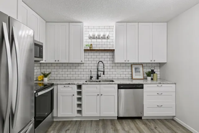 $280,000 | 14067 81st Avenue North, Maple Grove, MN 55311