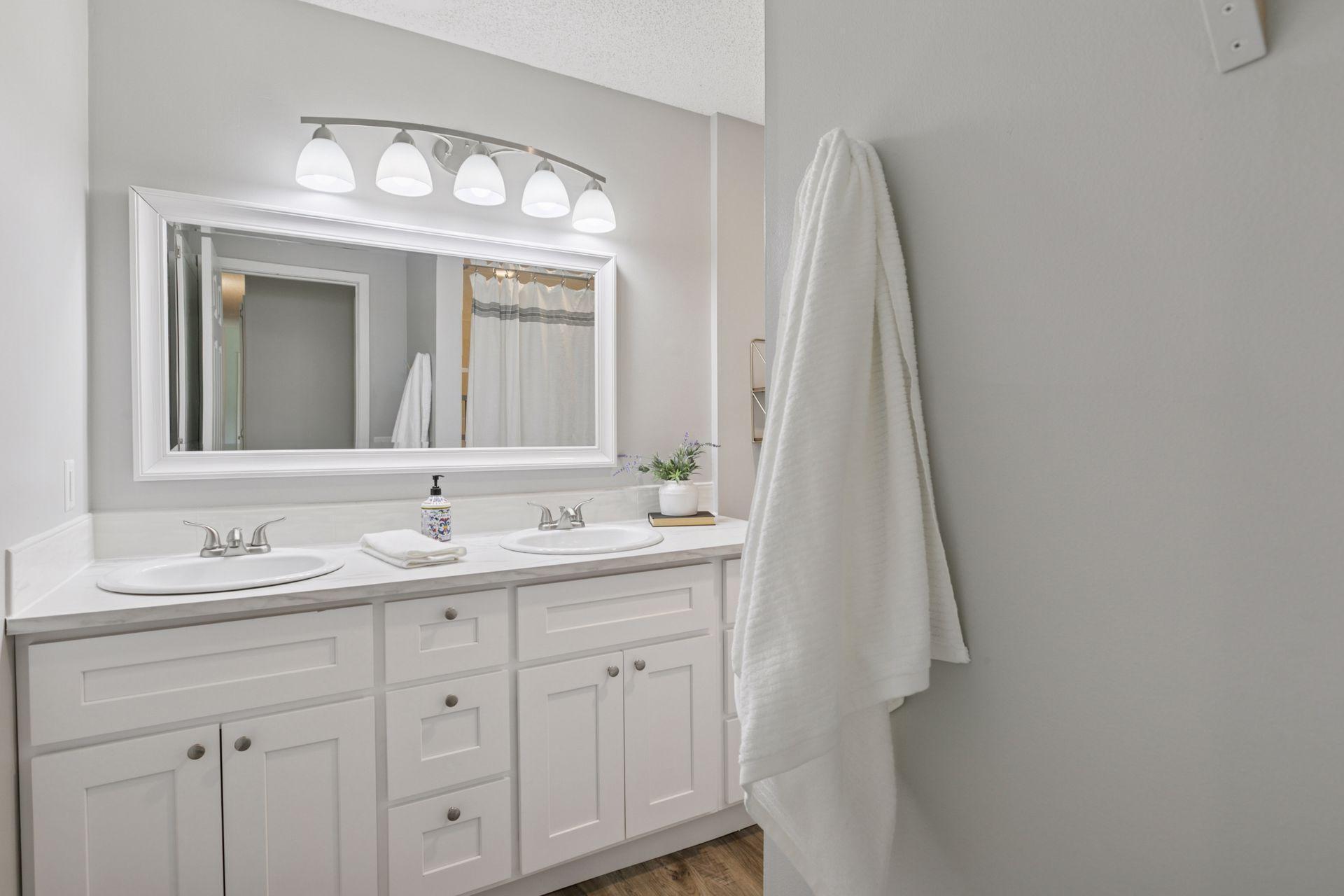 14067 81st Avenue North Maple Grove, MN 55311 - Photo 5 of 47