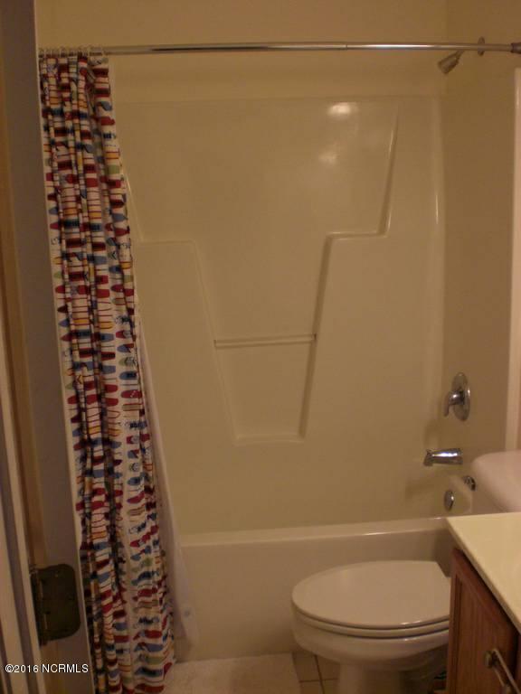 148 Emerald Ridge Drive Hampstead, NC 28443 - Photo 10 of 17 emerlad 6