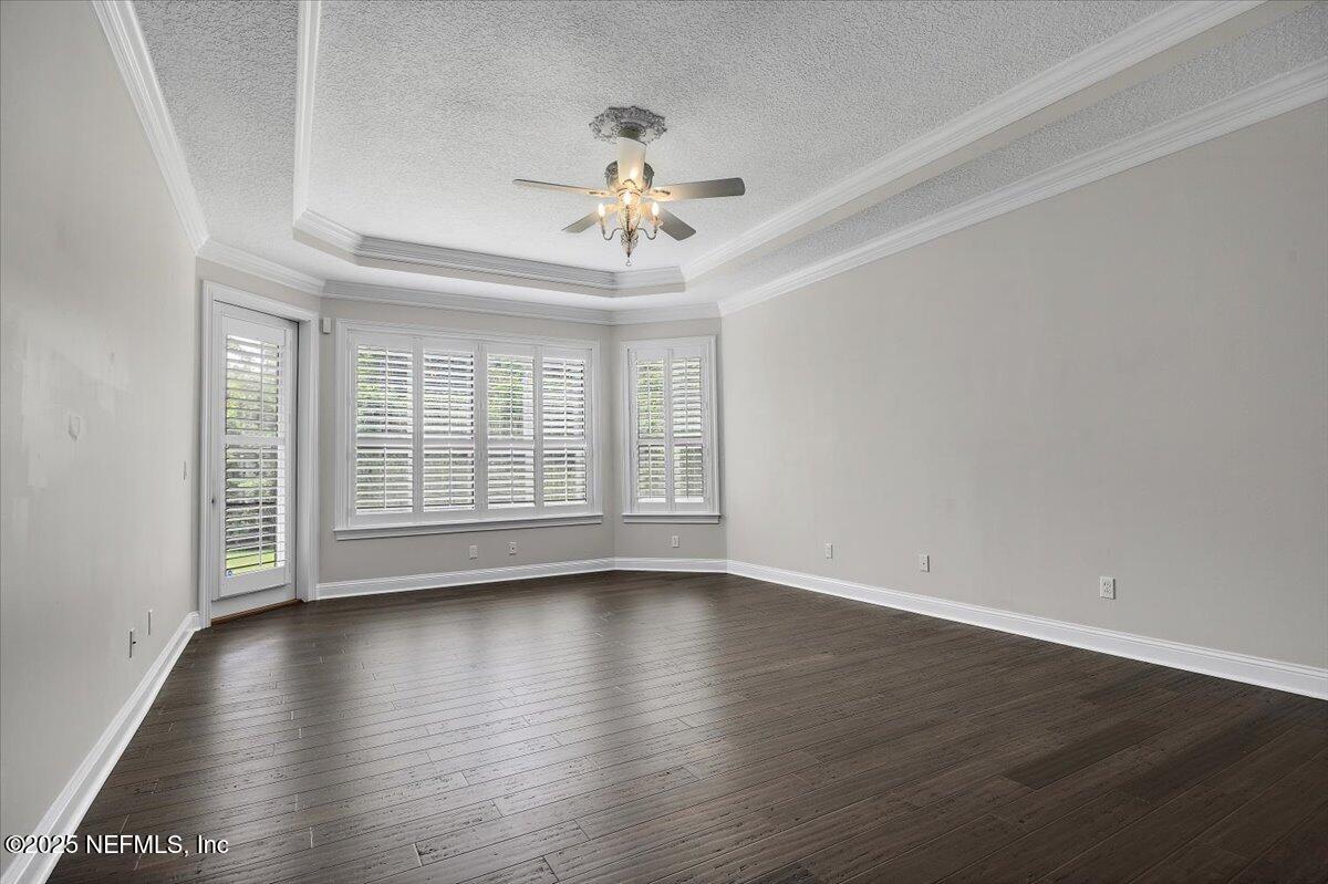 235 Vale Drive St. Augustine, FL 32095 - Photo 20 of 55 20-Primary Bedroom