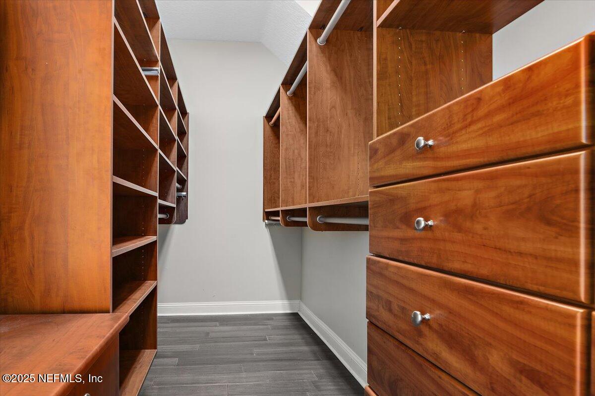 235 Vale Drive St. Augustine, FL 32095 - Photo 22 of 55 22-Primary Closet(1)