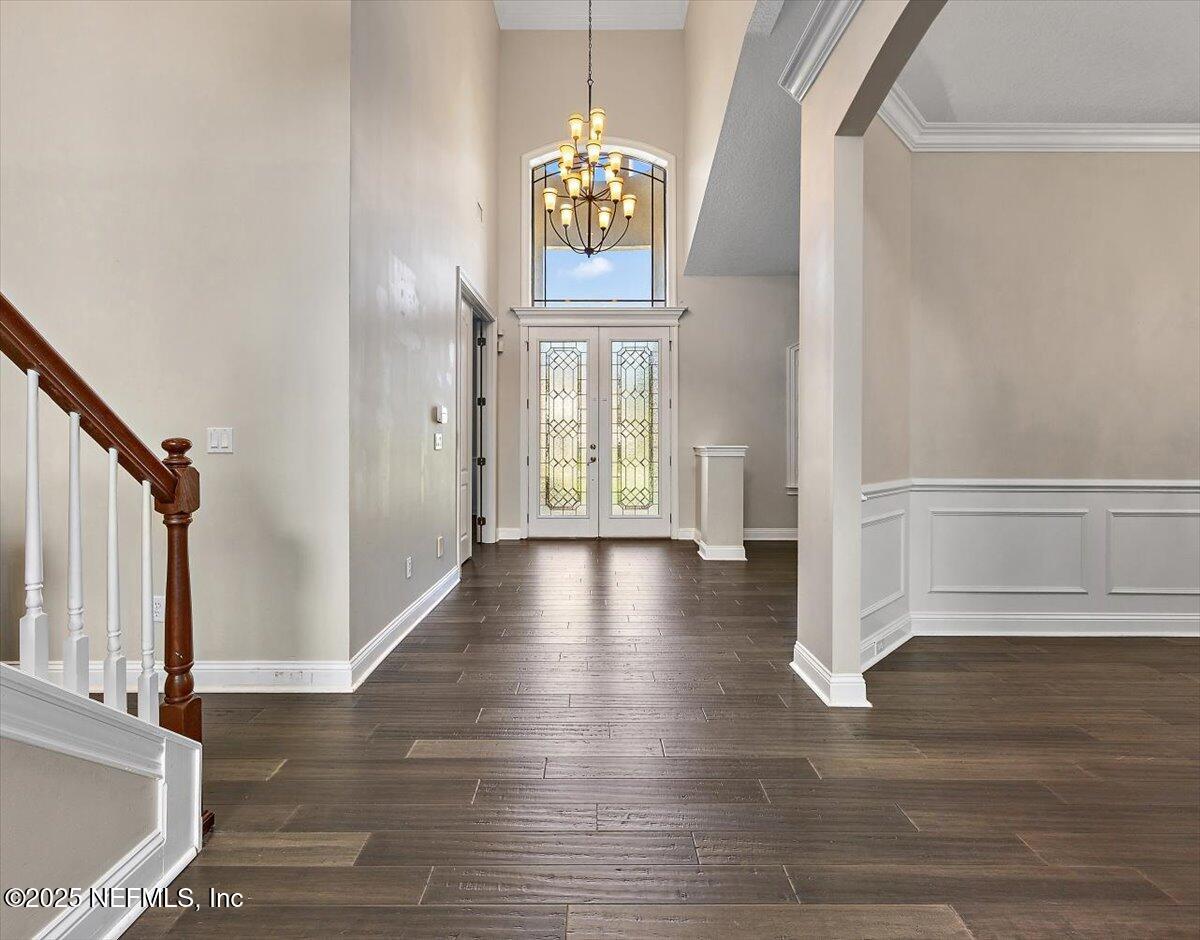 235 Vale Drive St. Augustine, FL 32095 - Photo 6 of 55 06-Entryway(8)