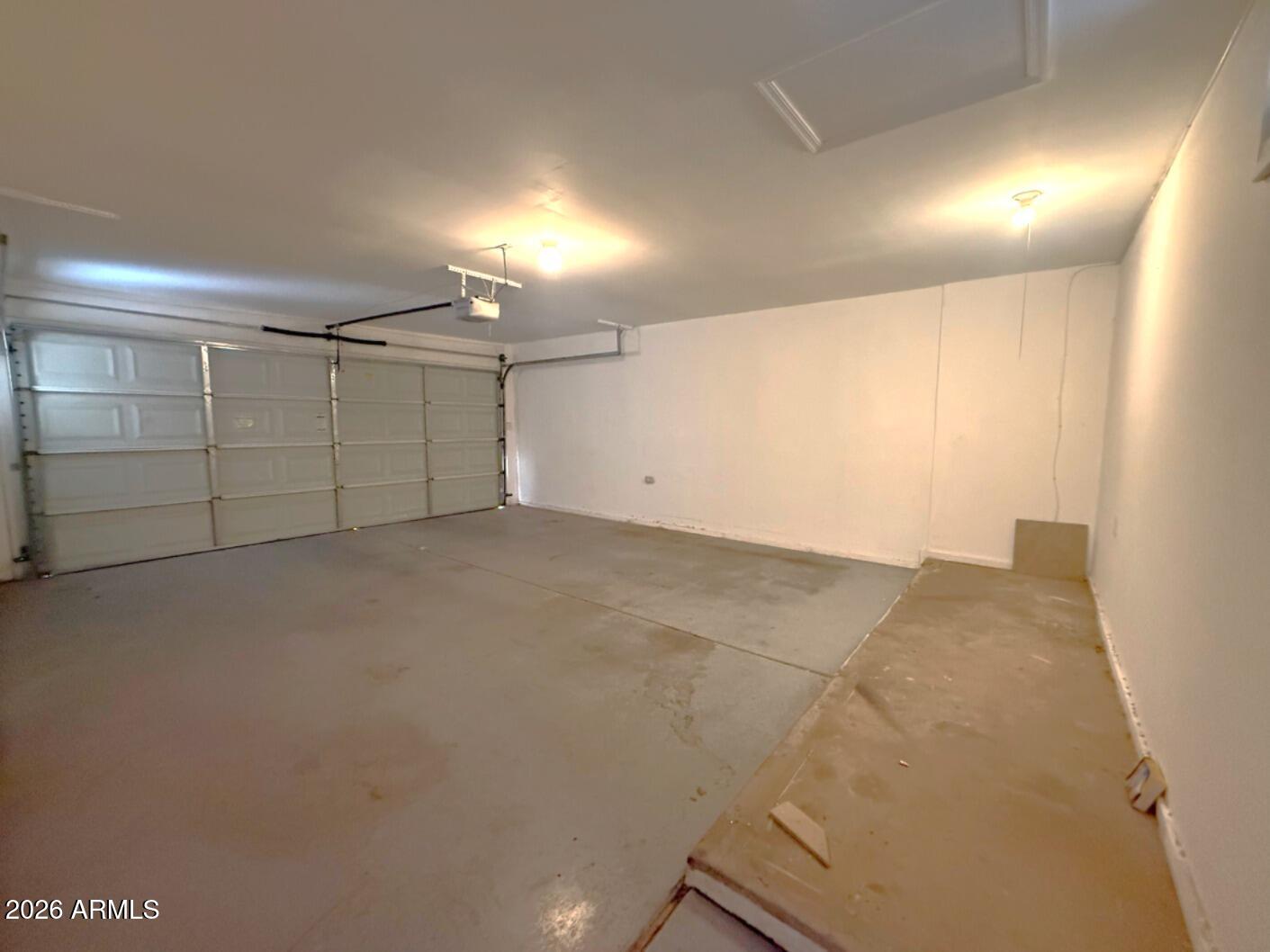 4625 South Rita Lane Tempe, AZ 85282 - Photo 14 of 16 a view of empty room