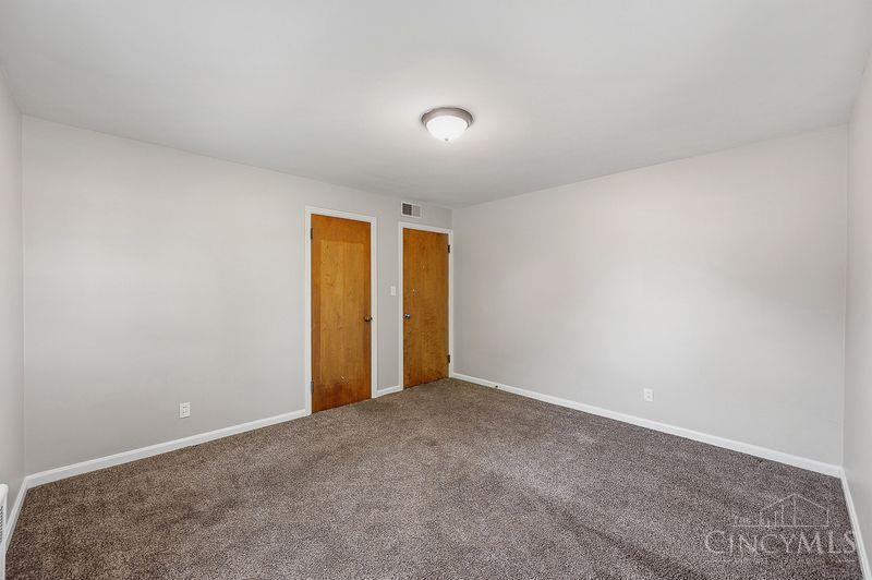 5427 Fox Road Cincinnati, OH 45239 - Photo 19 of 25 Gallery Image 19