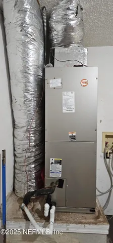 a view of walk in closet