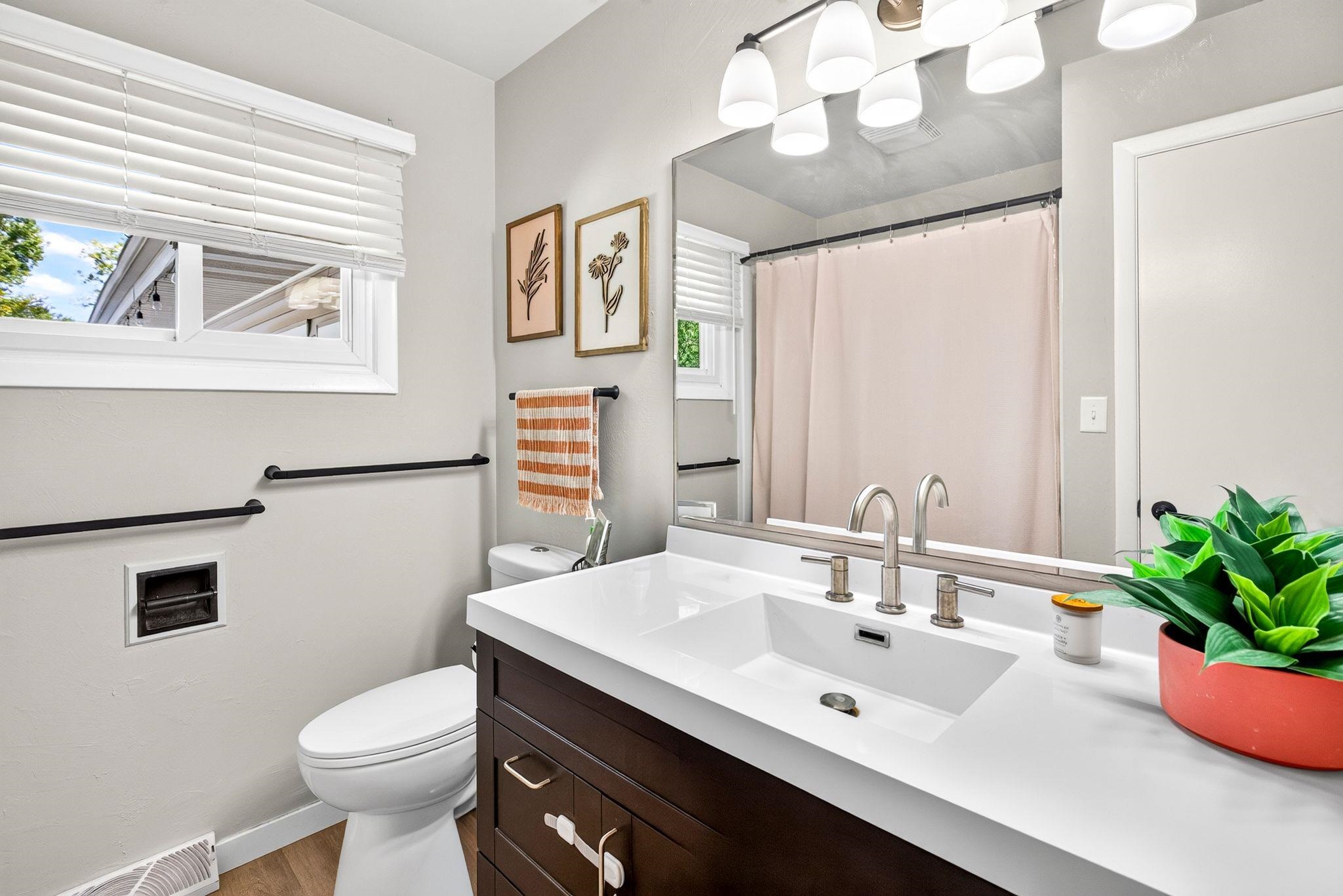 1730 West Edgewood Drive Appleton, WI 54913 - Photo 17 of 41 Gallery Image 17
