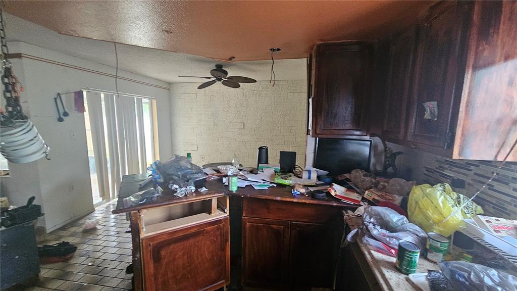 8428 Paxton Drive Port Richey, FL 34668 - Photo 23 of 100 a room with furniture and window