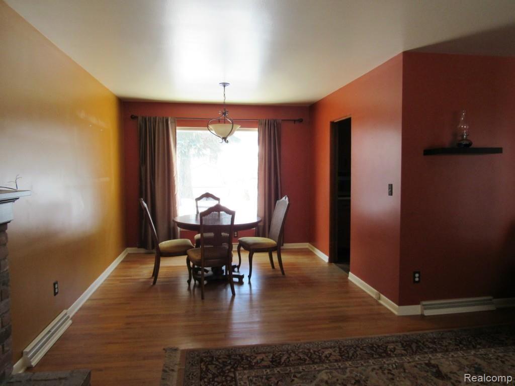 3107 Mt Vernon Road Port Huron, MI 48060 - Photo 6 of 13 DINING ROOM