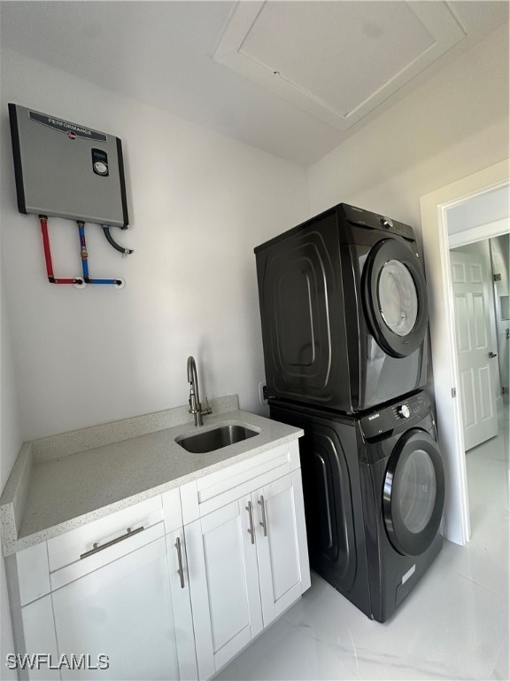 821 Bell Boulevard Lehigh Acres, FL 33974 - Photo 26 of 35 a utility room with dryer and washer
