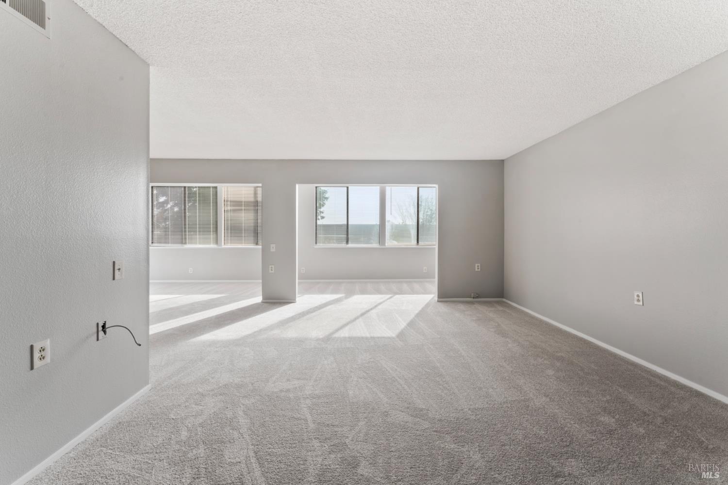 3049 Golden Rain Road, Unit 2 Walnut Creek, CA 94595 - Photo 5 of 29