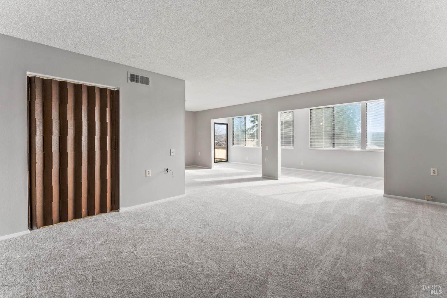 3049 Golden Rain Road, Unit 2 Walnut Creek, CA 94595 - Photo 7 of 29