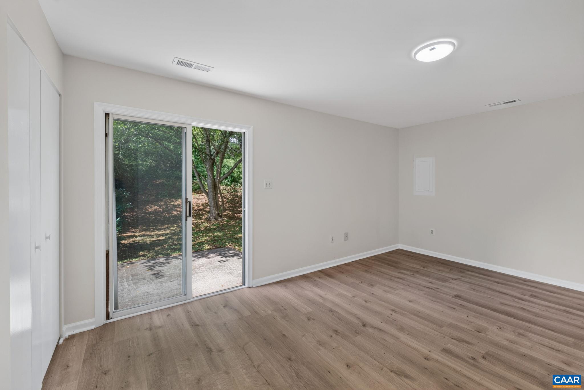 435 Riverside Avenue Charlottesville, VA 22902 - Photo 17 of 31 Gallery Image 17