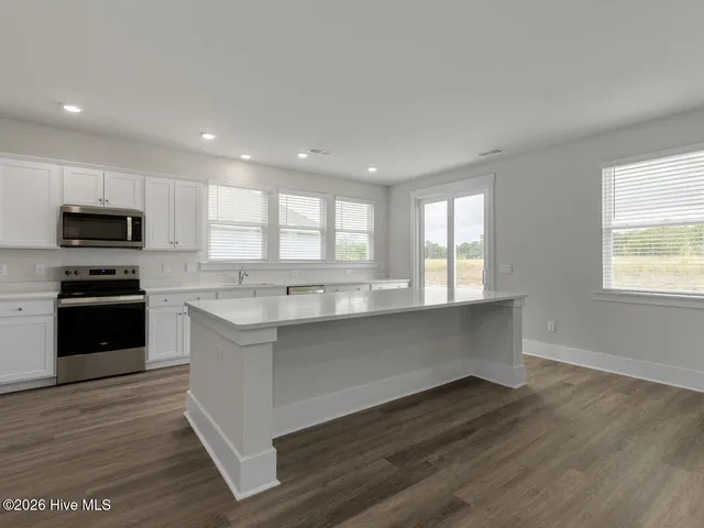 $389,990 | 253 Surfside Lndg Boulevard, Unit LOT 124, Hubert, NC 28539