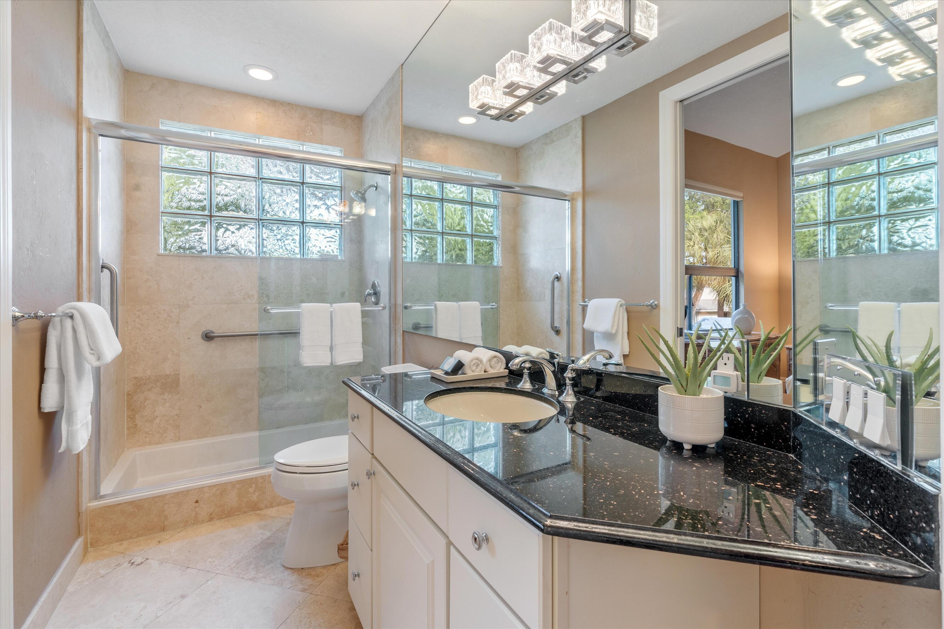 17564 Ashbourne Lane, Unit B Boca Raton, FL 33496 - Photo 22 of 28 2nd Bathroom