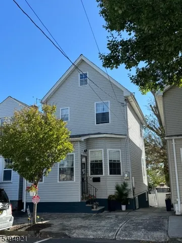 $3,300 | 174 Brighton Avenue, Kearny, NJ 07032