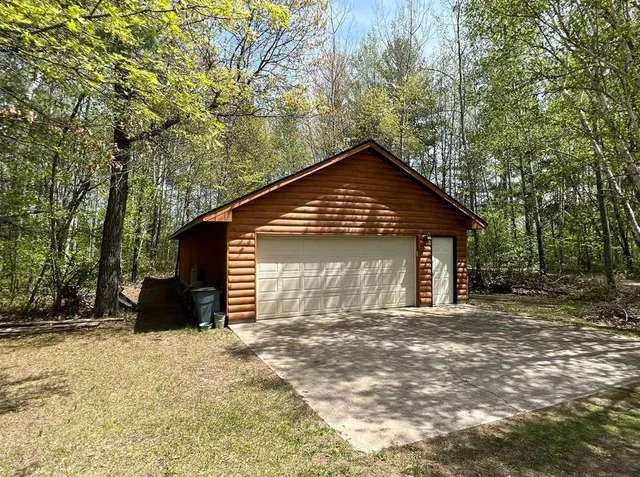 $319,900 | 7431 Jordan Buck Trail, Danbury, WI 54830